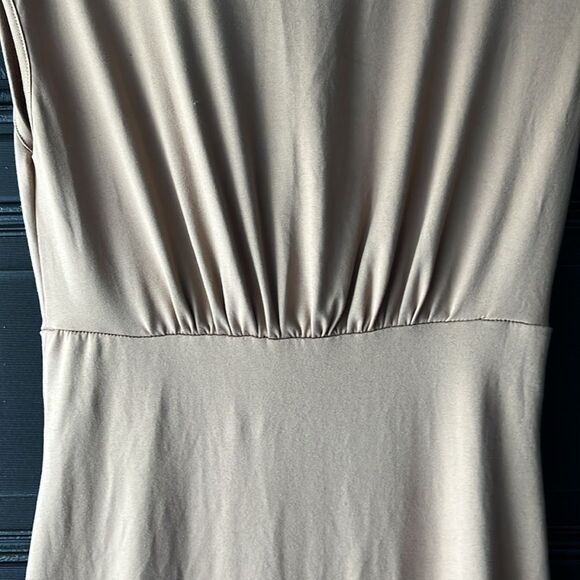 Fashionnova maxi dress - Picture 3 of 4